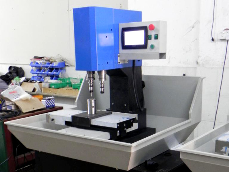 鉆攻機(jī)怎么查是否有模具包？具體方法！