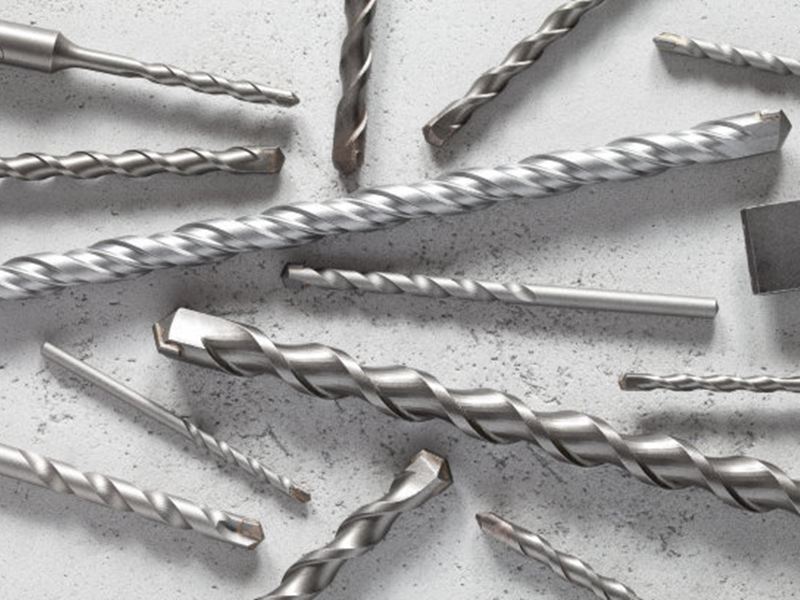 深孔鉆廠家?guī)私忏@頭的正確使用注意事項